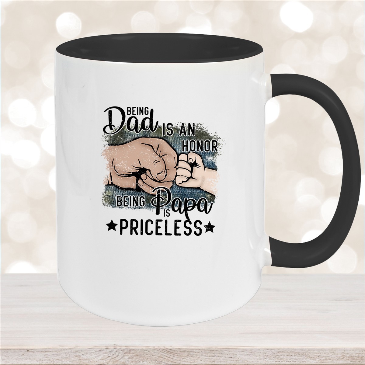 Tasse Vatertag #4 "Being Papa is Priceless" Wunschnamen Keramik Personalisiert versch. Farben